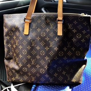 LOUIS VUITTON Monogram Cabas Mezzo